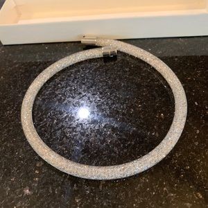 Beautiful Swarovski white necklace